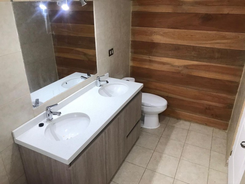 Venta Ó Arriendo Casa Cercano A Mall Vivo Chillán