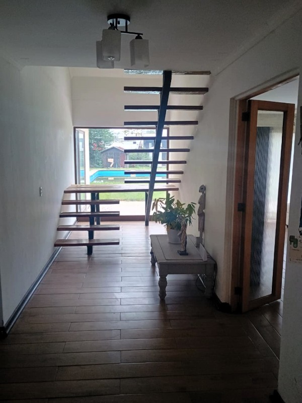 Vendo Casa Con Galpón y Oficinas