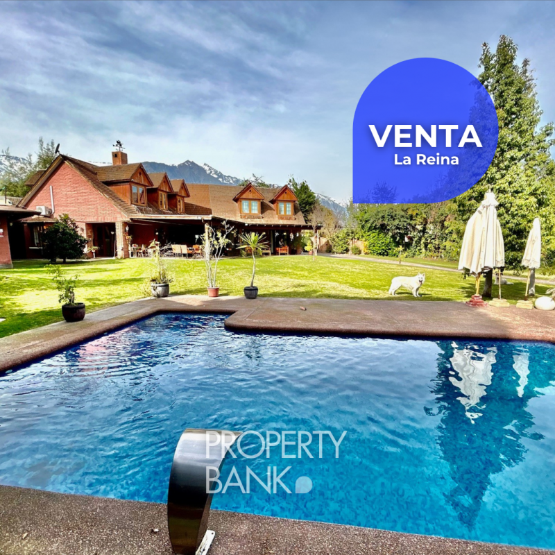 Fotografía de Casa Con Parque Privado en el Corazón de la Reina