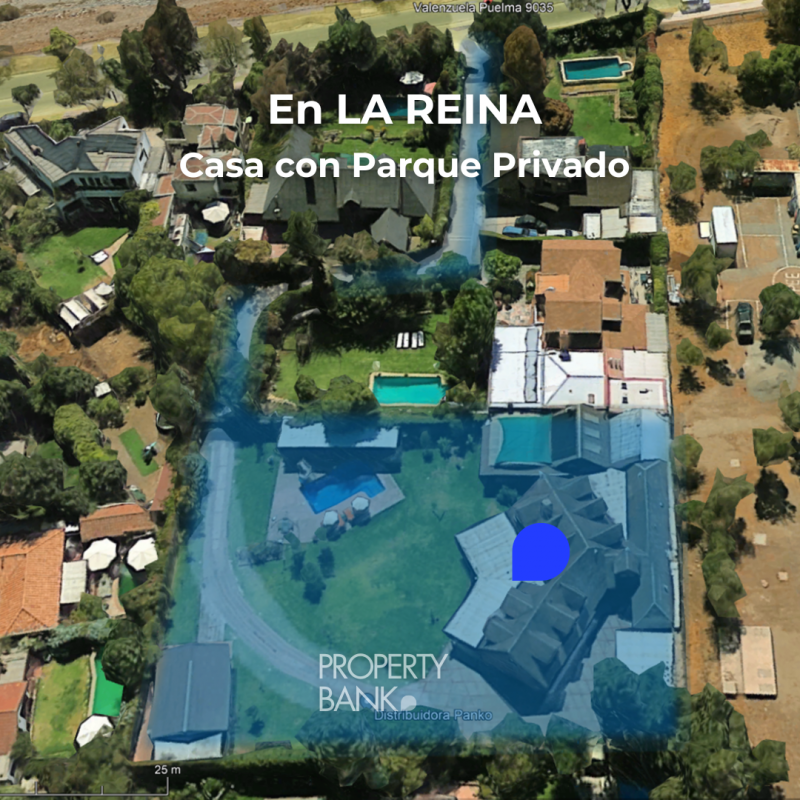 Casa Con Parque Privado en el Corazón de la Reina