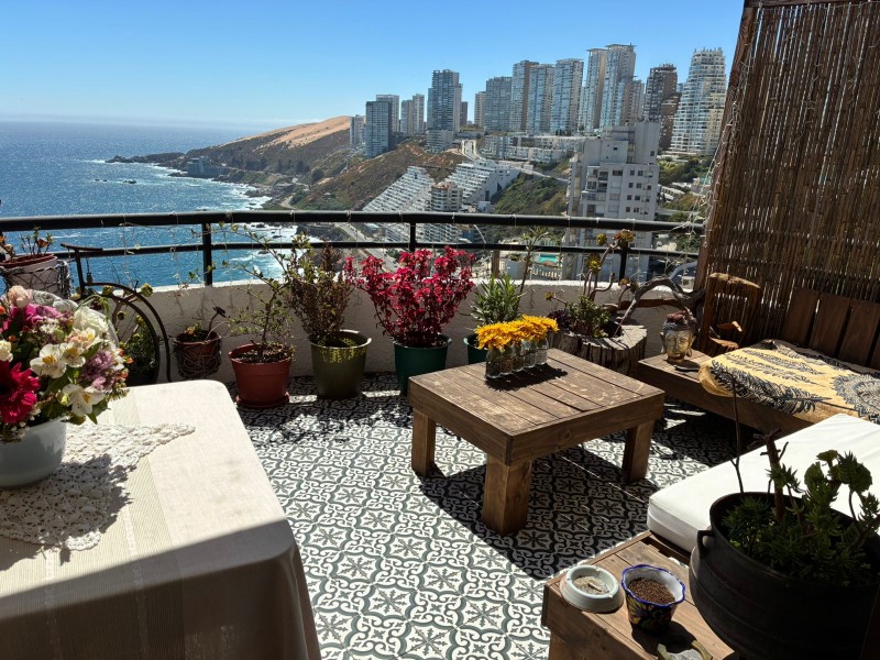 Se Vende Hermoso y Remodelado Departamento en Reñaca