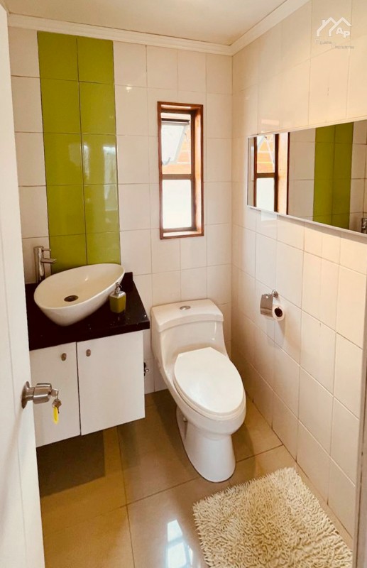 Vendo Linda y Amplia Casa 4D/3B, Gran Sala de Juegos