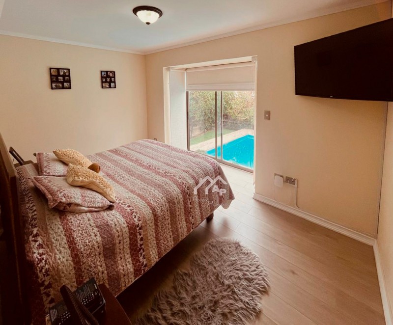 Vendo Linda y Amplia Casa 4D/3B, Gran Sala de Juegos
