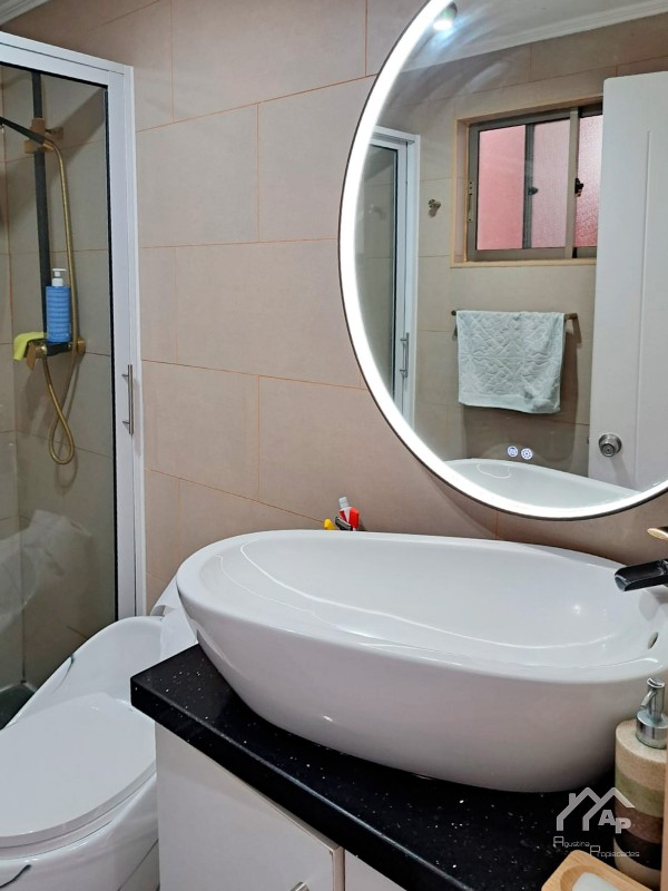 Vendo Linda y Amplia Casa 4D/3B, Gran Sala de Juegos