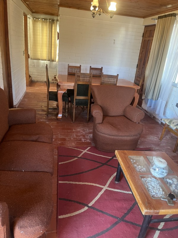 Hermosa Casa de 2 Pisos, Obra Gruesa, Con Patio y Jardin