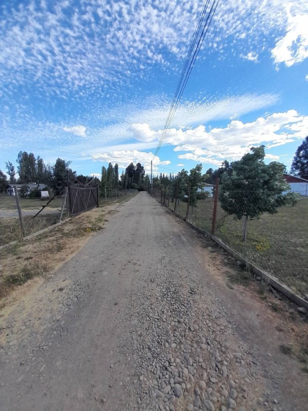 Venta de Parcela Con Casa