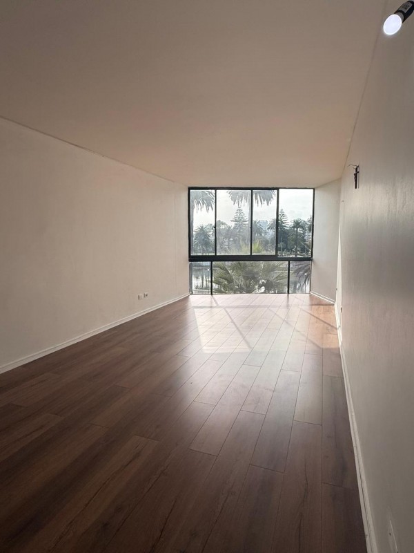 Venta Amplio Departamento Avenida la Marina