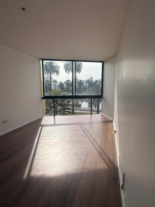 Venta Amplio Departamento Avenida la Marina