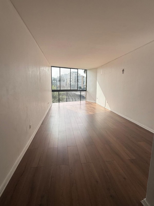 Venta Amplio Departamento Avenida la Marina