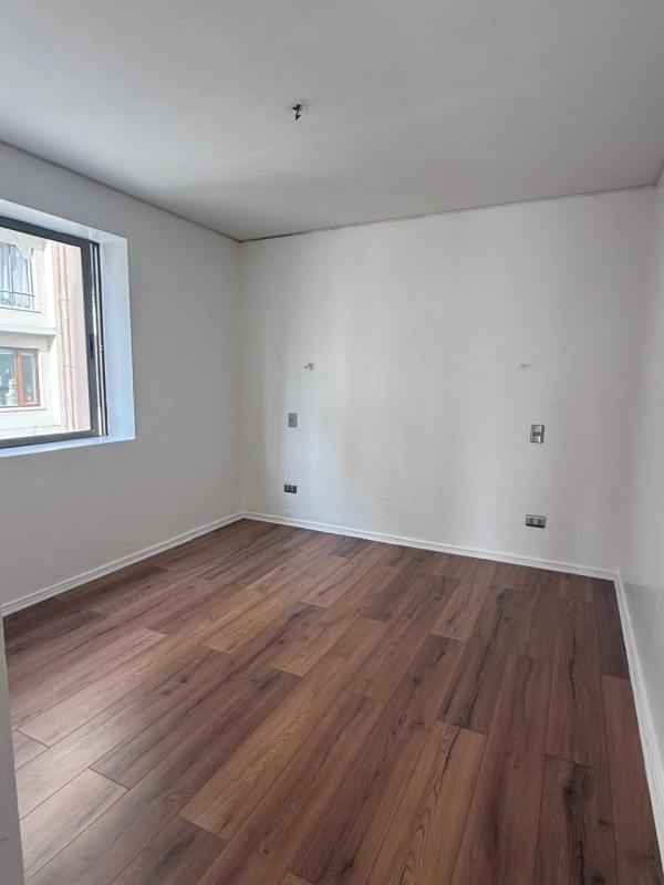 Venta Amplio Departamento Avenida la Marina