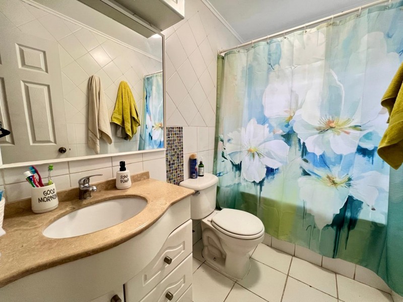 Hermosa Casa en Venta en Viña del Mar Alto