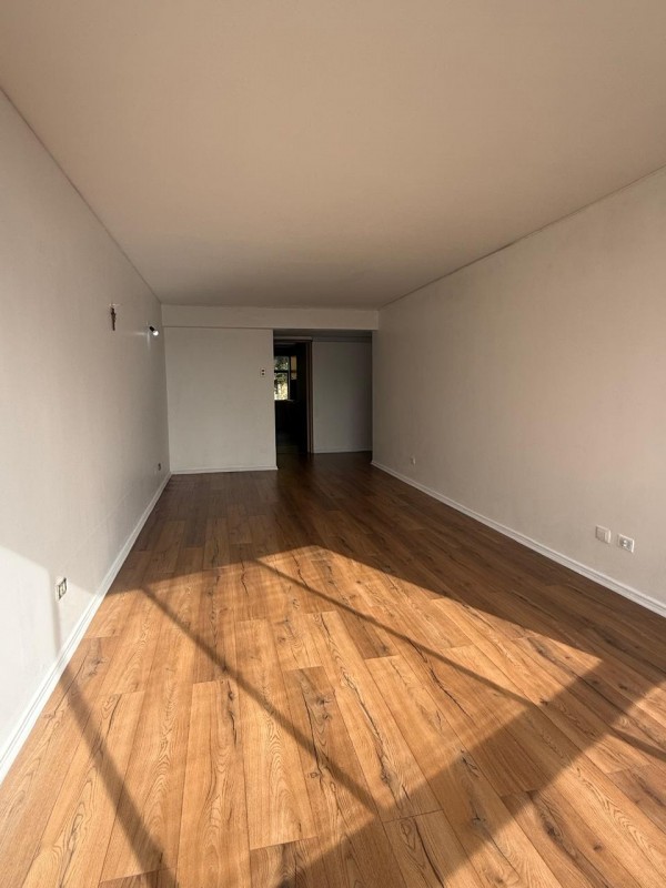 Venta Amplio Departamento Avenida la Marina