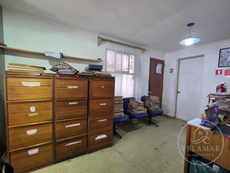 Arriendo Oficina / Casa Comercial