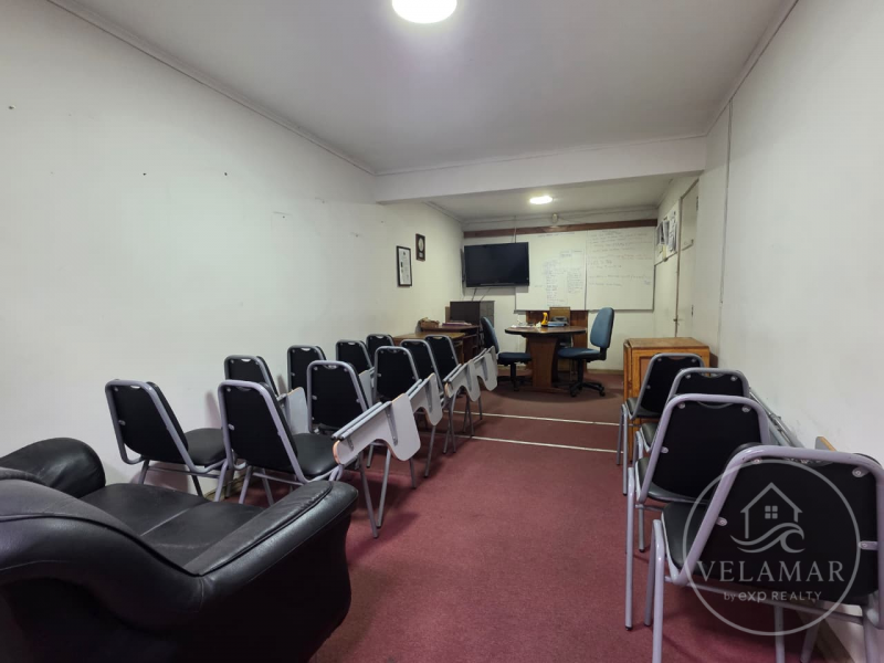 Arriendo Oficina / Casa Comercial