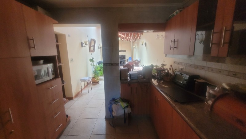 Casa Solida Calle Ohiggins Con Delicias Sur