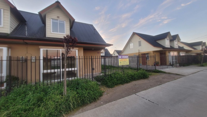 Venta de Casa Villa San Pedro Frente Plazoleta