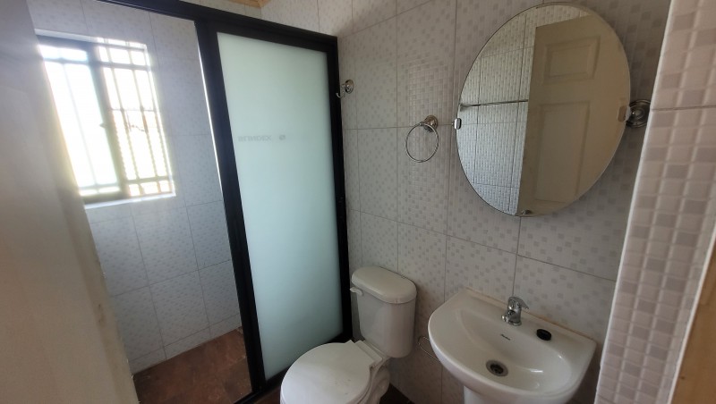 Casa Amplia Nueva Sector Viña del Mar Todo Material Sólido