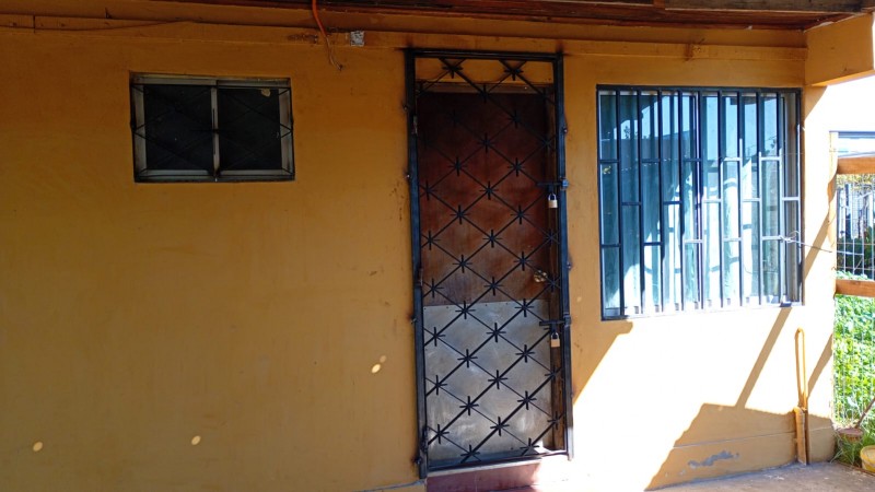 Casa Calle Pablo Neruda Esquina Bosque