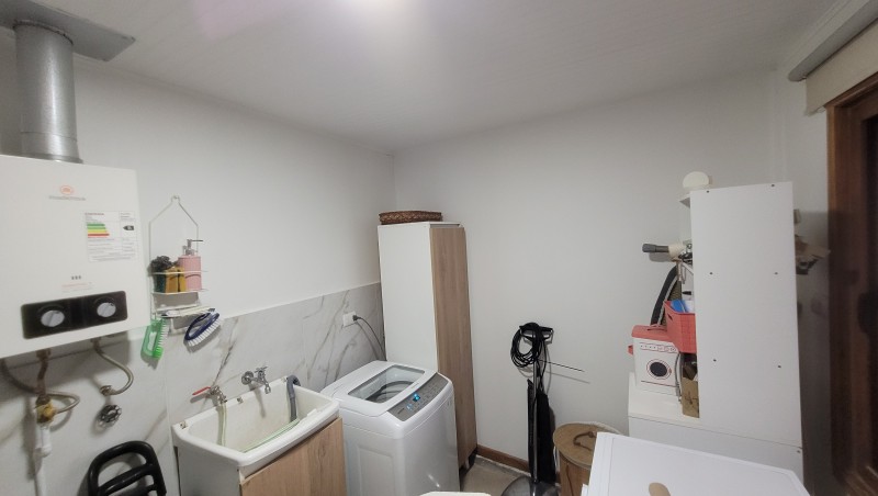 Venta de Casa Independiente Sector Central Sólida