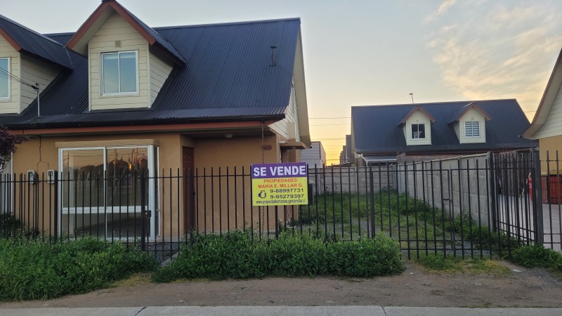 Venta de Casa Villa San Pedro Frente Plazoleta