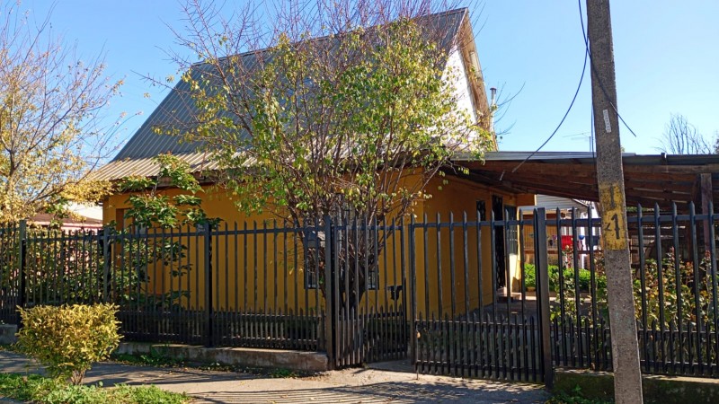 Casa Calle Pablo Neruda Esquina Bosque