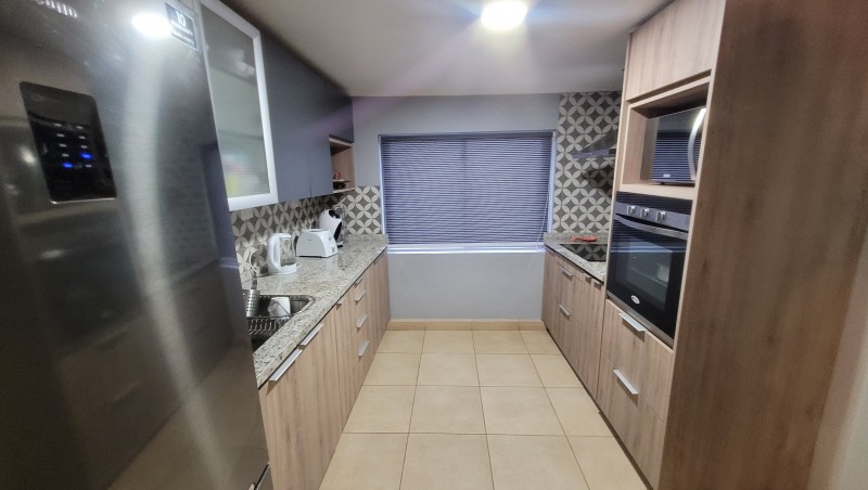 Venta de Casa Independiente Sector Central Sólida