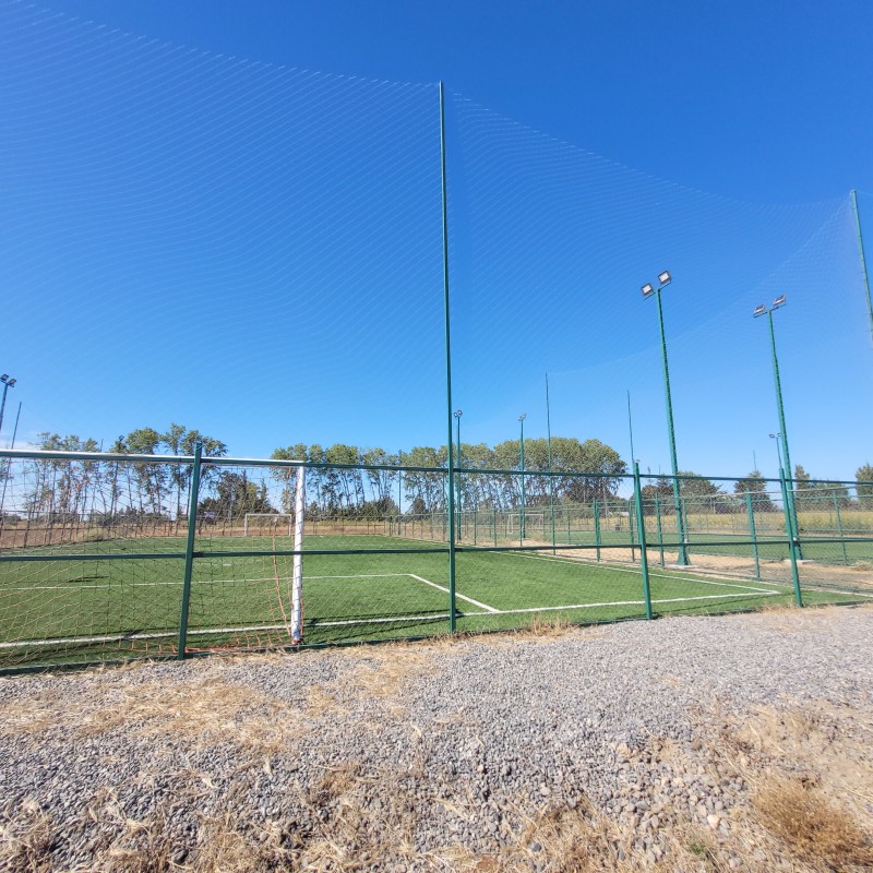 Venta de 5.000 Metros2 Con 2 Canchas de Futbolito