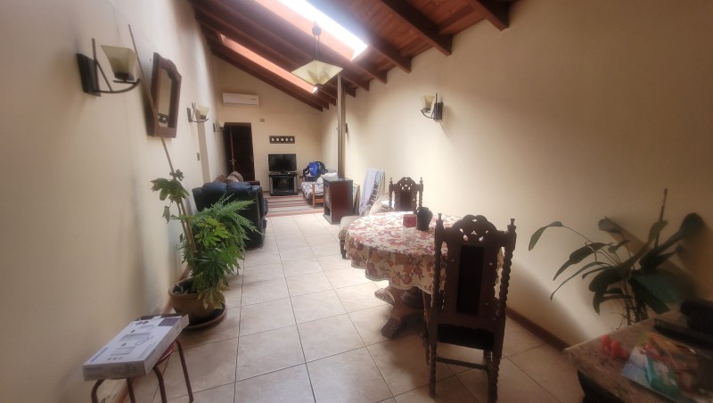 Casa Solida Calle Ohiggins Con Delicias Sur