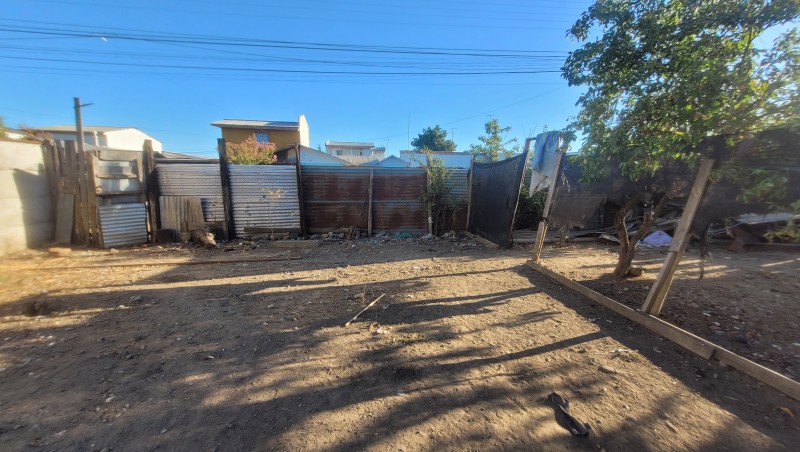 Venta de Sitio en Calle Tarapacá Con 4 Sur