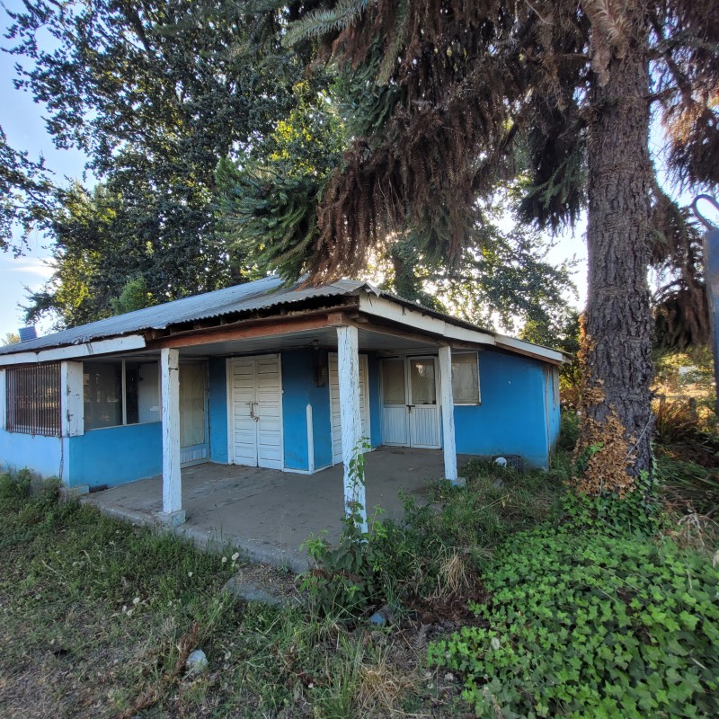 Casa, Local, Galpones, Quinta . 7.400 M2 de Terreno