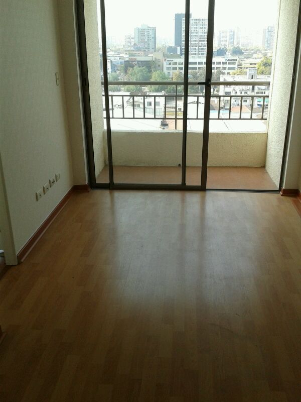 Metro Irarrazaval Dpto 2Dmts Living y Terraza