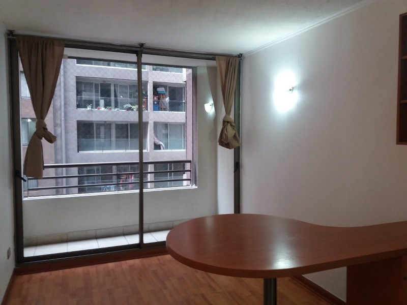 Metro Sta Ana Dpto 1Dmt Living y Balcon