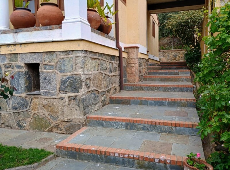 Hermosa Casa Ambientes Cálidos Acogedores Potenciar Negocio