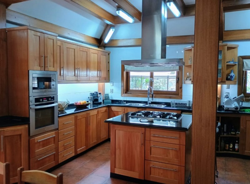 Hermosa Casa Ambientes Cálidos Acogedores Potenciar Negocio