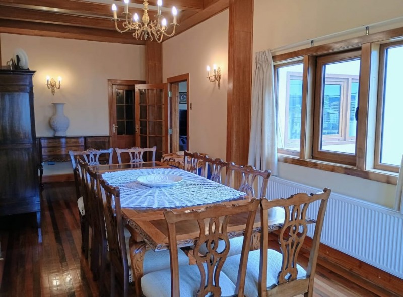Hermosa Casa Ambientes Cálidos Acogedores Potenciar Negocio