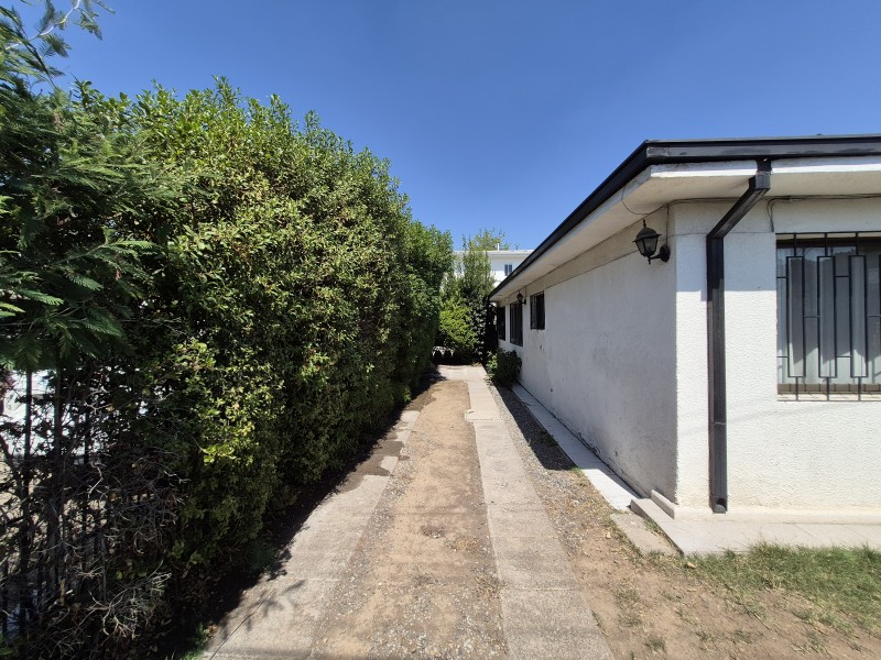 Casa un Piso en Sector Residencial la Reina , Tranquilidad