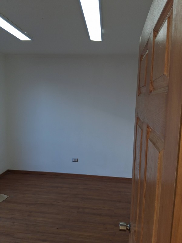 en Arriendo 4 Amplias Oficinas Vallenar.