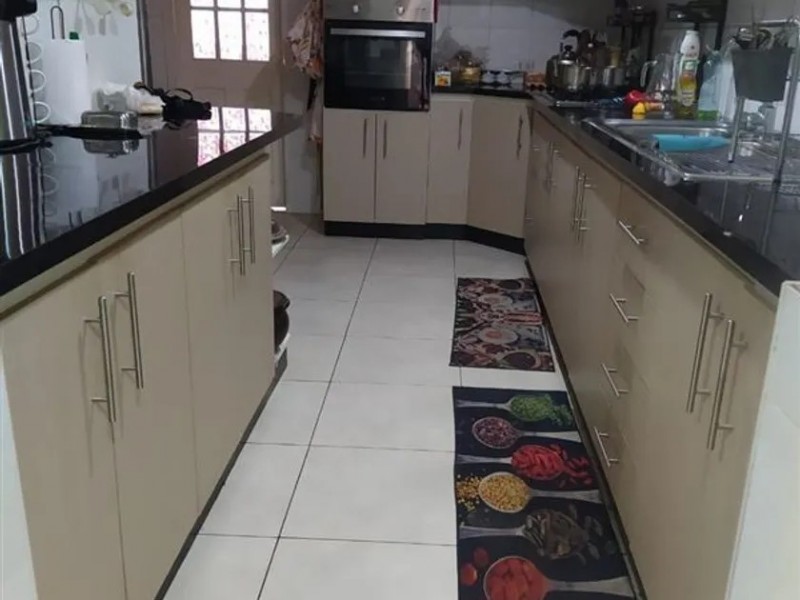 Se Vende Hermosa Casa en Calle Yungay Curicó