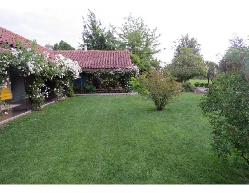 Se Vende Espectacular Parcela Con Casa en Linares