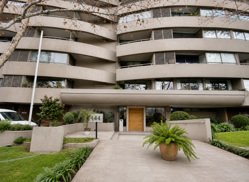 Fotografía de Se Vende Hermoso Departamento en la Capitanía las Condes