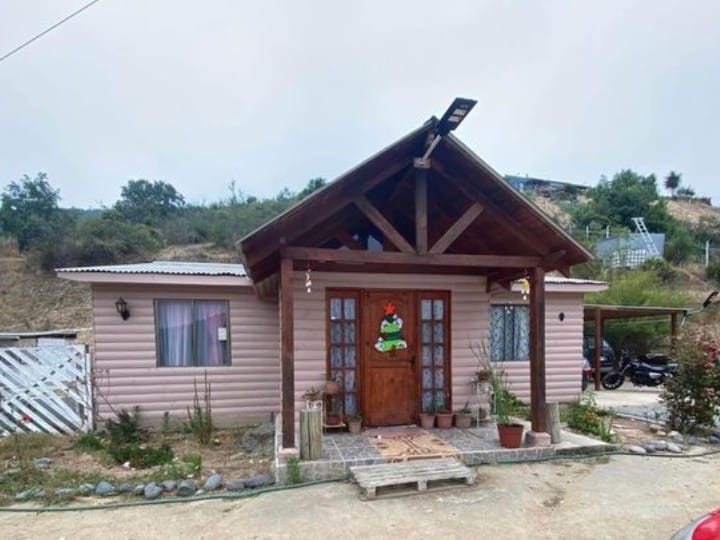 Se Vende Parcela Con Casa y Piscina en Casablanca