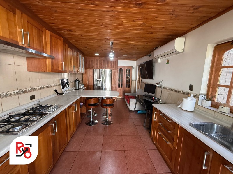 Se Arrienda Casa Comercial en 6 Norte A Pasos del Centro