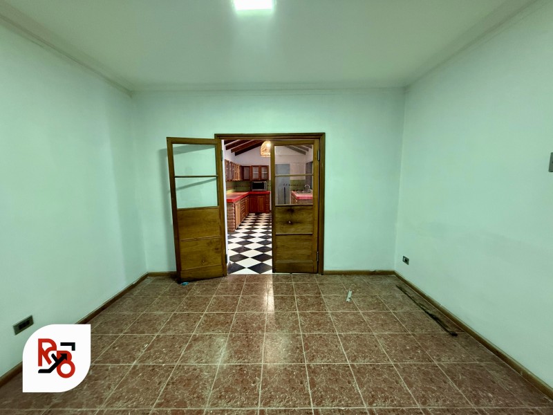 Casa Amplia 4 Oriente en Arriendo para Fines Comerciales