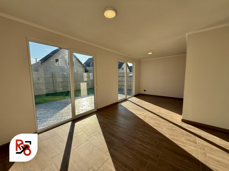 Casa en Arriendo en Hacienda Maule, Talca