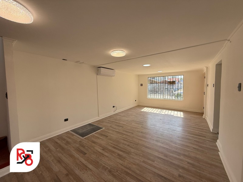 Casa Totalmente Remodelada y Adaptada en Doña Antonia