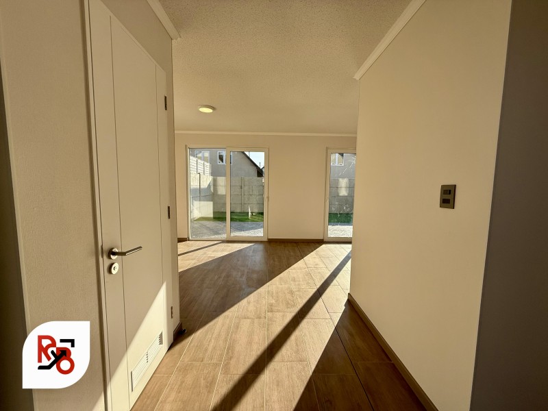 Casa en Arriendo en Hacienda Maule, Talca