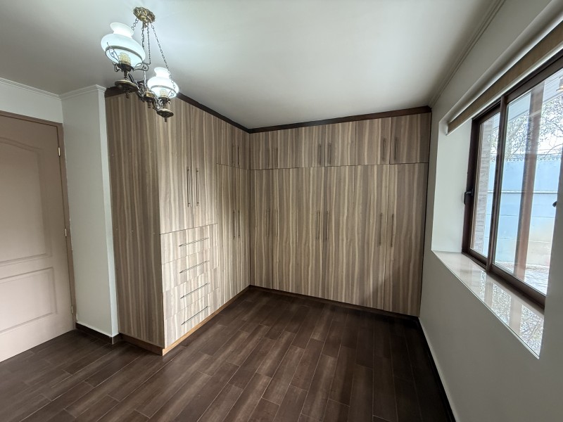 Se Vende Casa en Sector Residencial de Talca