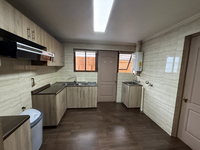 Se Vende Casa en Sector Residencial de Talca