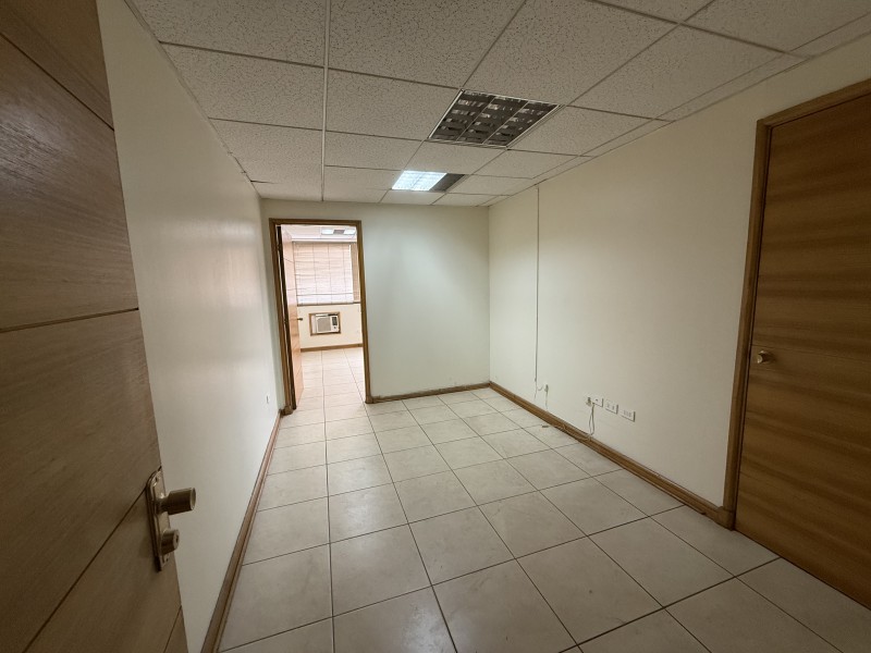 Se Arrienda Funcional Oficina en Edificio 2000 Talca