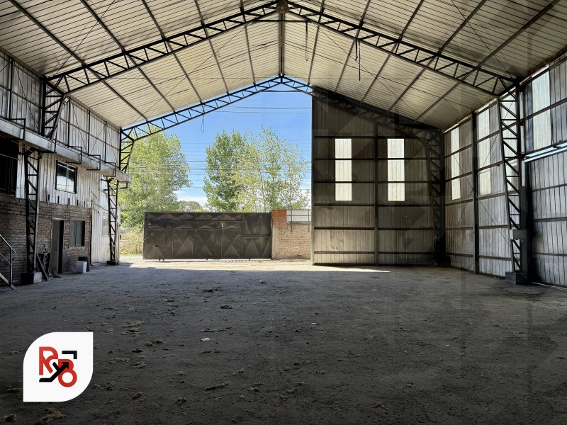 Se Arrienda Galpon de 850 Mts en Maquehua, Curicó